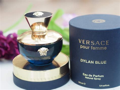 versace pour femme dylan blue nuoc hoa|Review Nước Hoa Versace Dylan Blue Pour Femme Eau De .